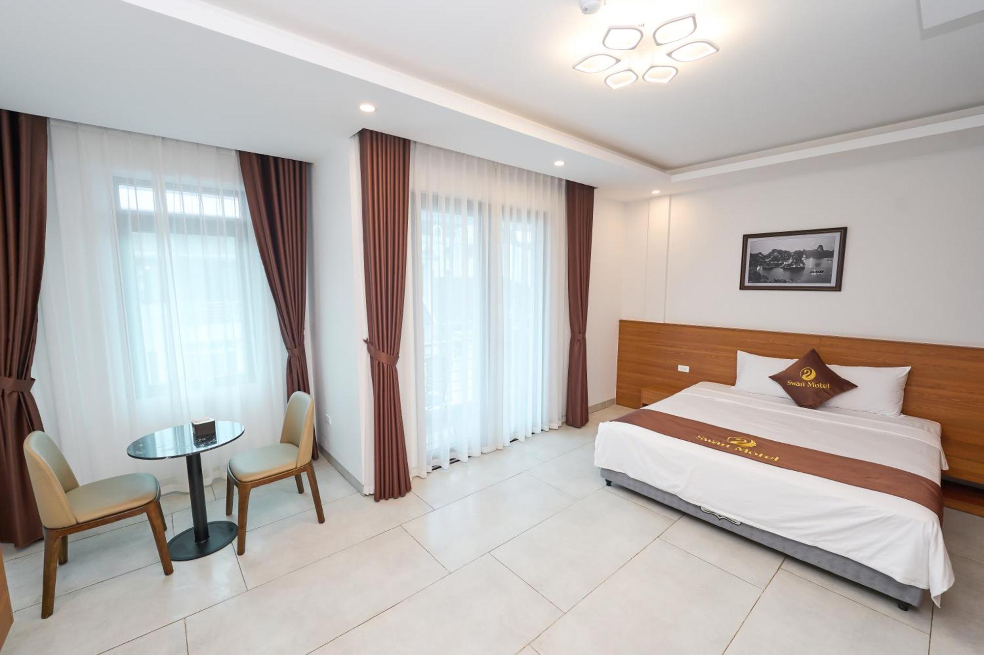 Swan Motel Hạ Long Extérieur photo