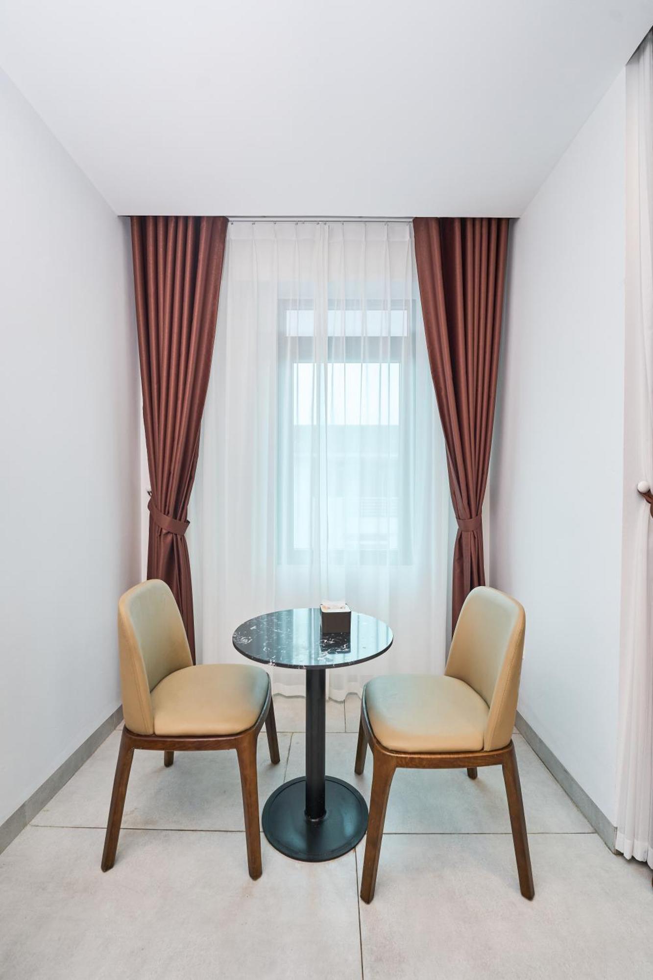 Swan Motel Hạ Long Extérieur photo
